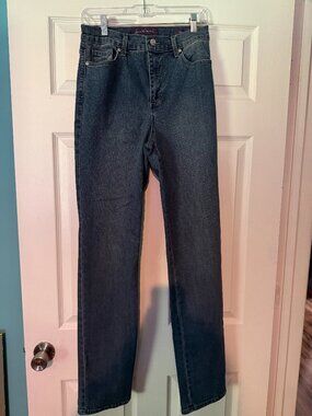 Gloria Vanderbilt Amanda Jeans Straight Leg Slate Blue size 8 Long